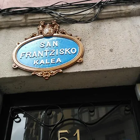 Egunon Ostello *